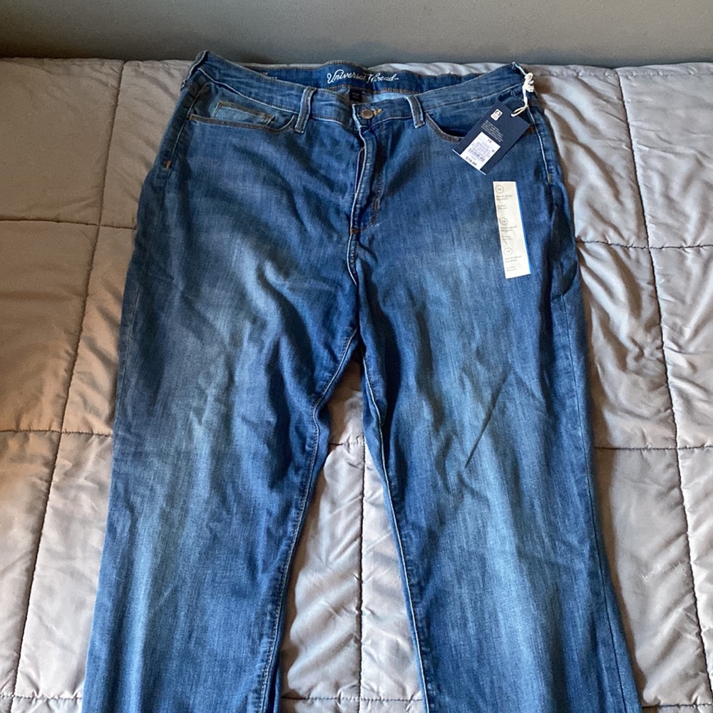 Universal Thread (Target) jeans - Picture 2 of 5